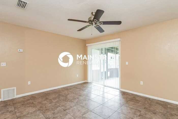 515 65th Avenue Dr W - Photo 5 of 16