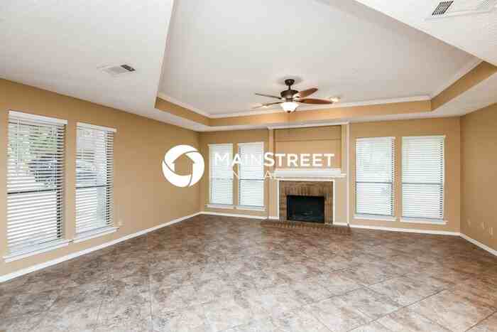 4614 Branchview Dr - Photo 2 of 16