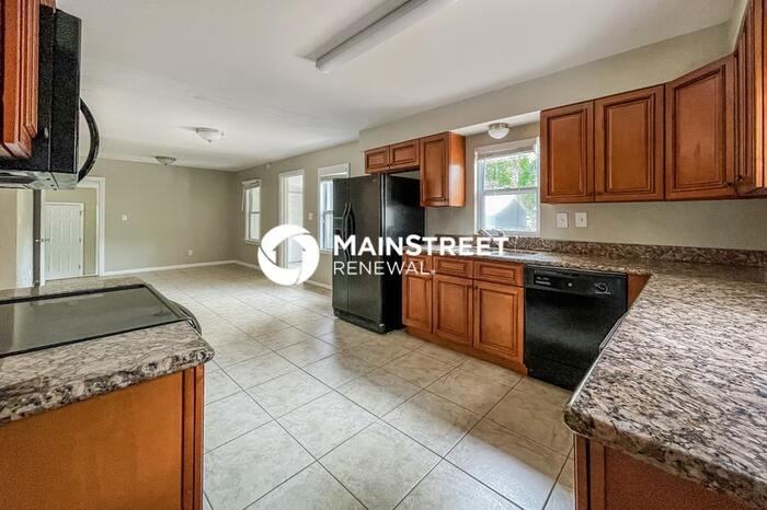 1414 Turner St - Photo 6 of 14