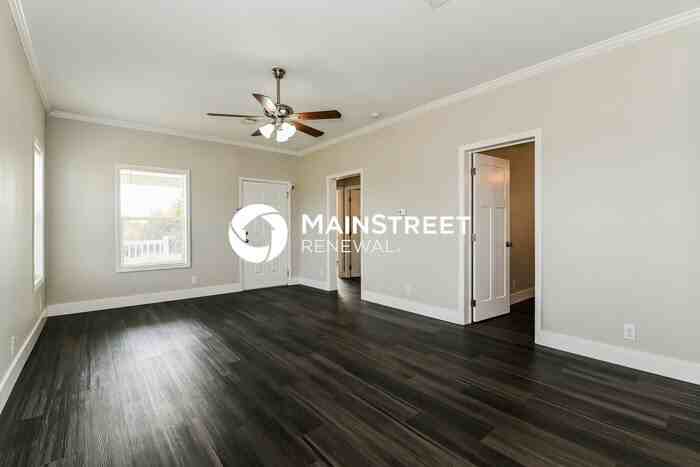 3700 9th St W - Photo 4 of 16
