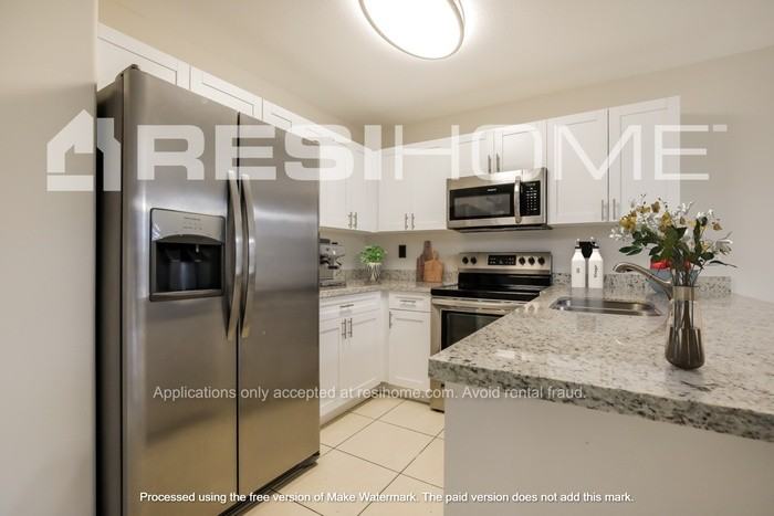 13423 Sw 256th St - Photo 3 of 19