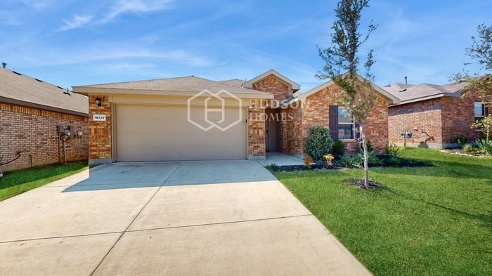 16537 Milwaukee St - Photo 2 of 27