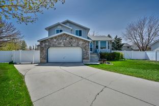 1045 W Ranch Park Dr - Photo 1 of 1