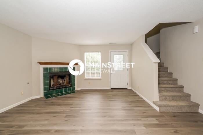 10817 Sweetsen Rd - Photo 4 of 17