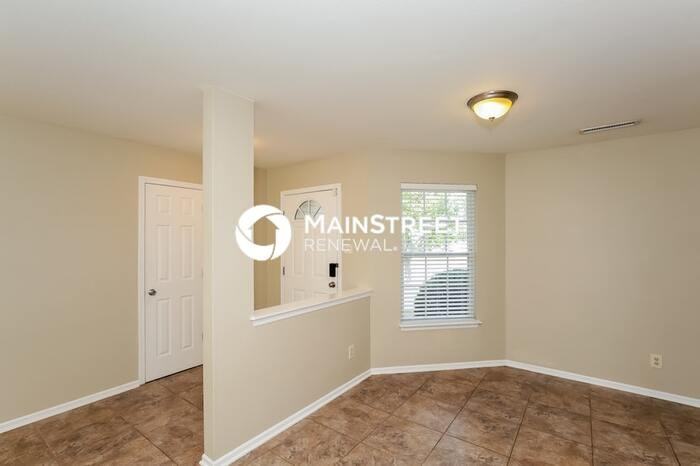 4179 Lakewood Glen Dr - Photo 4 of 16