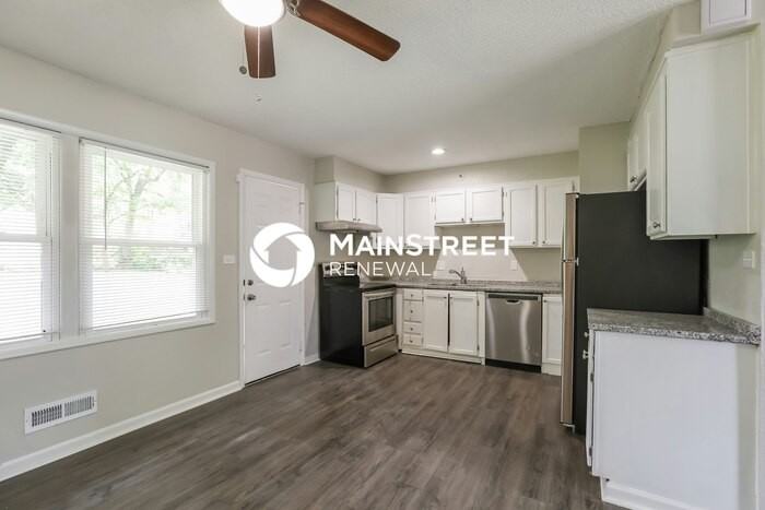 10903 Bennington Ave - Photo 7 of 16