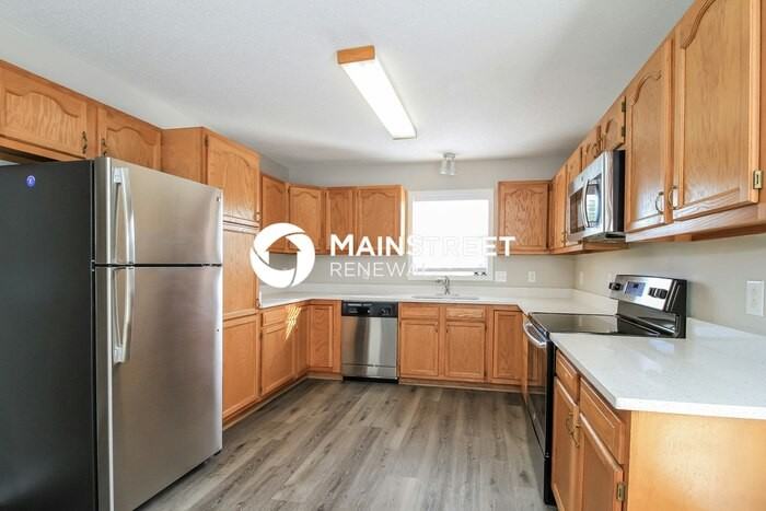203 Lois Ln - Photo 5 of 18