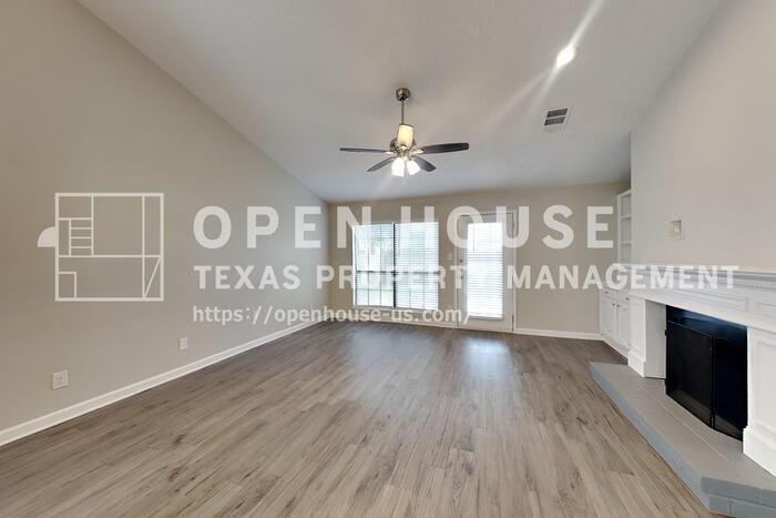 4208 Staghorn Cir N - Photo 5 of 20
