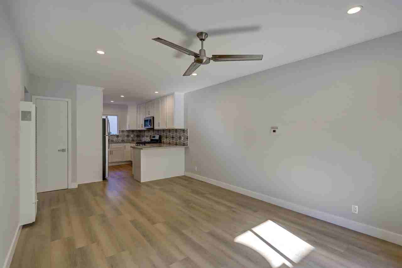 644 Pier Ave #1 - Photo 5 of 15