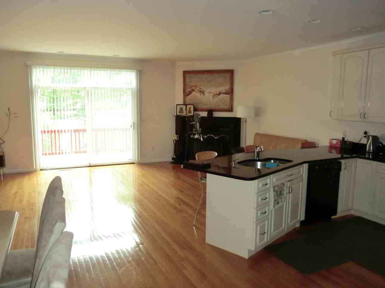 26 Tanglewood Rd #26 - Photo 5 of 17