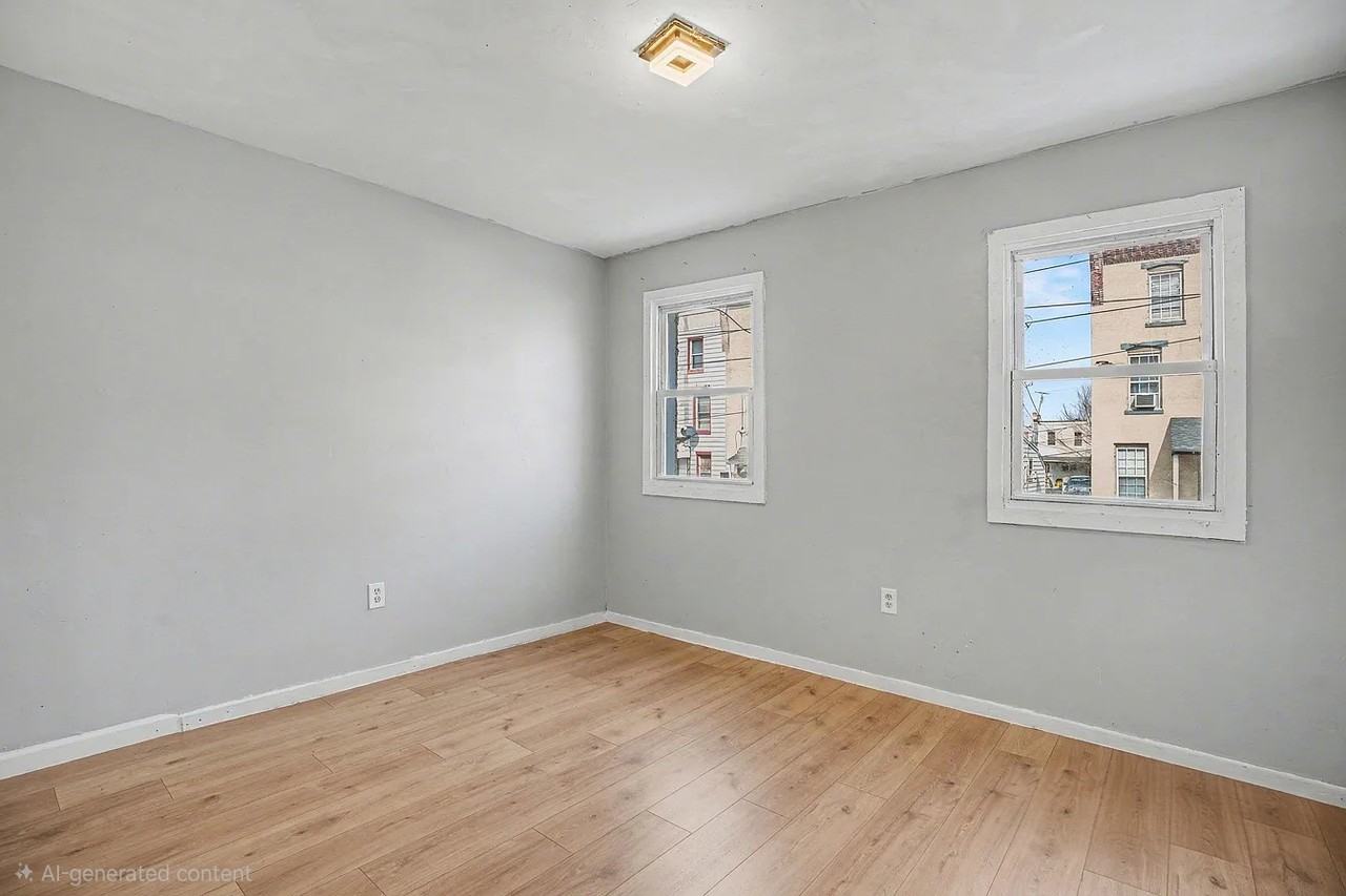 126 W Elm St #NA - Photo 3 of 16