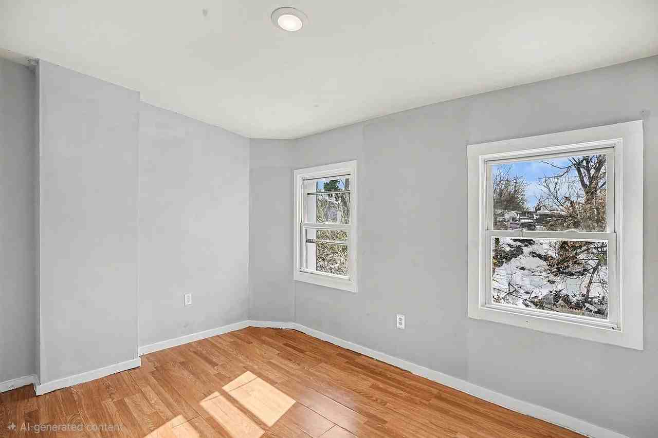 126 W Elm St #NA - Photo 6 of 16