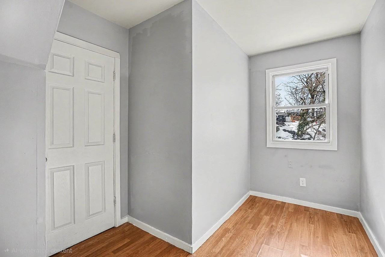 126 W Elm St #NA - Photo 6 of 16