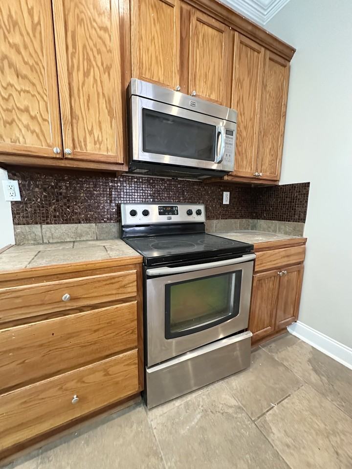 307 Sophie St #NA - Photo 5 of 13