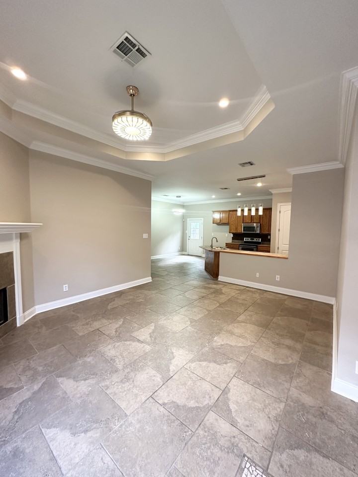 307 Sophie St #NA - Photo 6 of 13