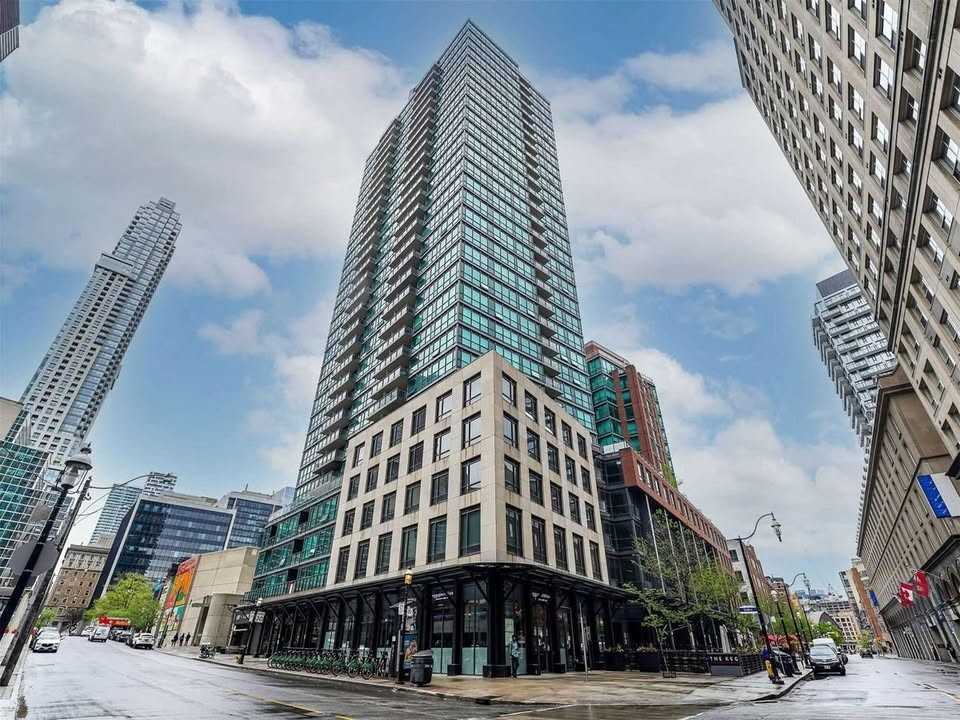 1 Scott St