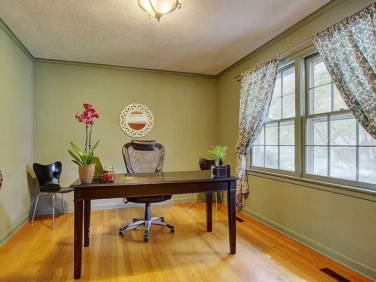 9536 Manor Rd #NA - Photo 4 of 29
