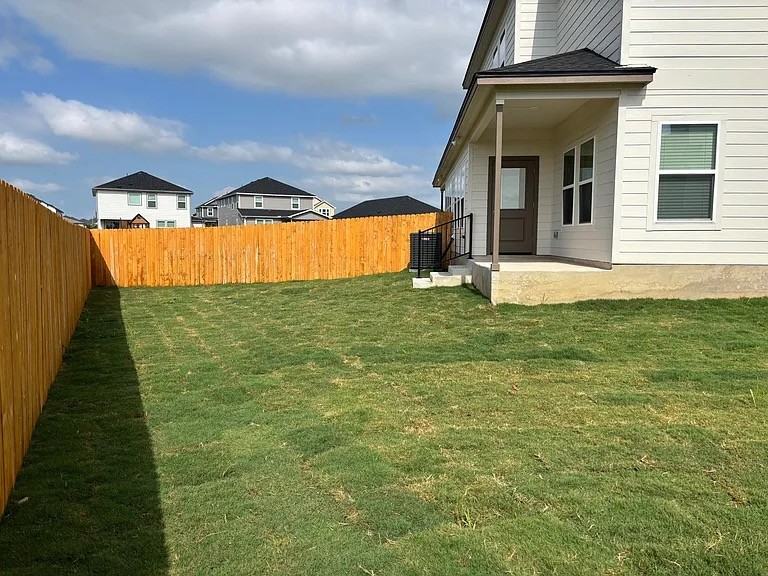 515 Whirlaway Dr #B - Photo 4 of 30