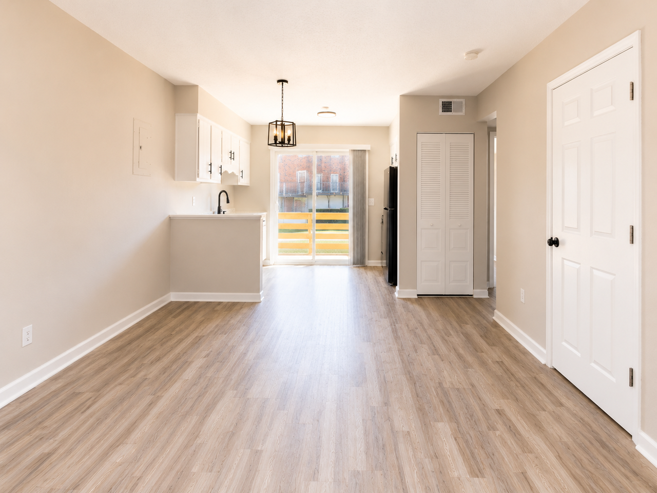 2810 Frontier Ct #1 - Photo 6 of 9