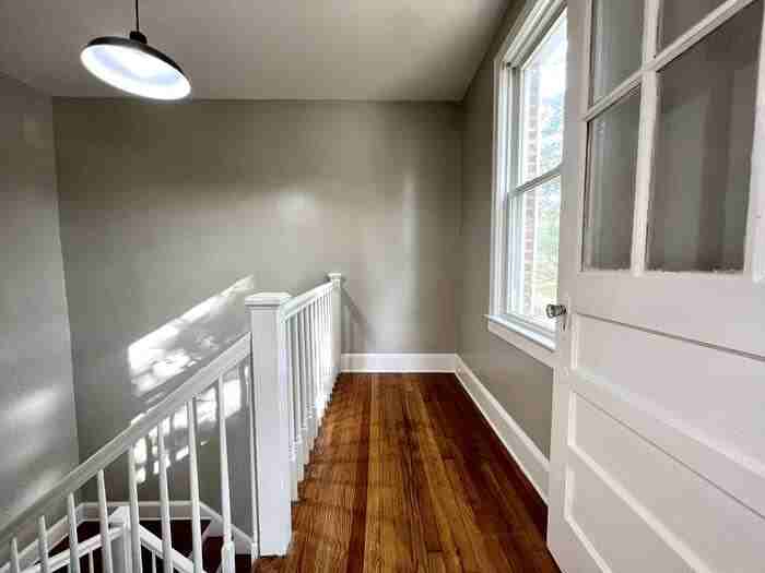 319 Howard St - Photo 7 of 50