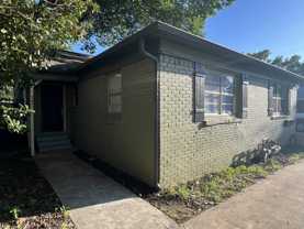 424 E Worth St #A - Photo 1 of 1