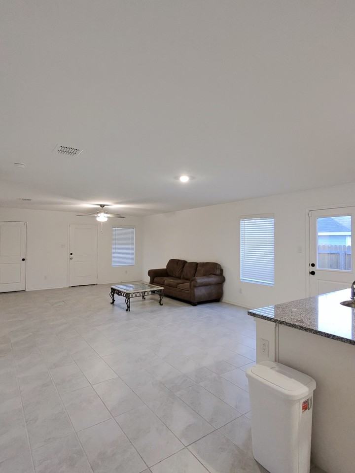 3352 Beckwith Way #NA - Photo 3 of 13