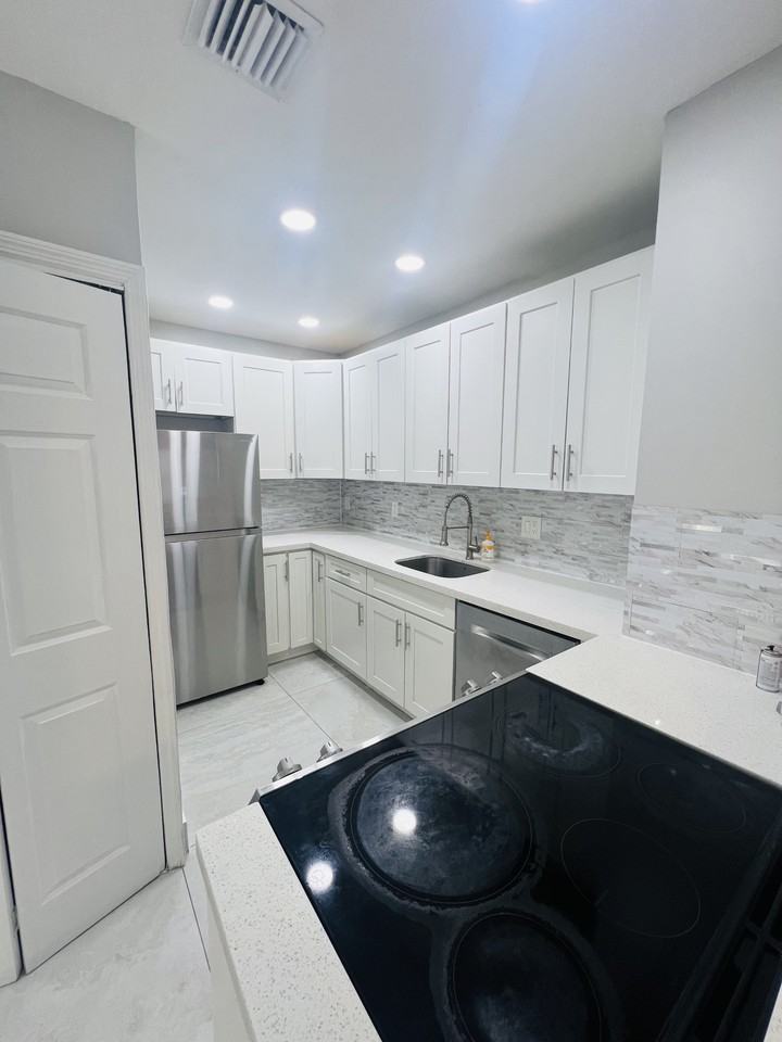1332 Nw 3rd Ave #NA - Photo 5 of 15