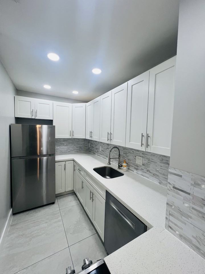 1332 Nw 3rd Ave #NA - Photo 6 of 15