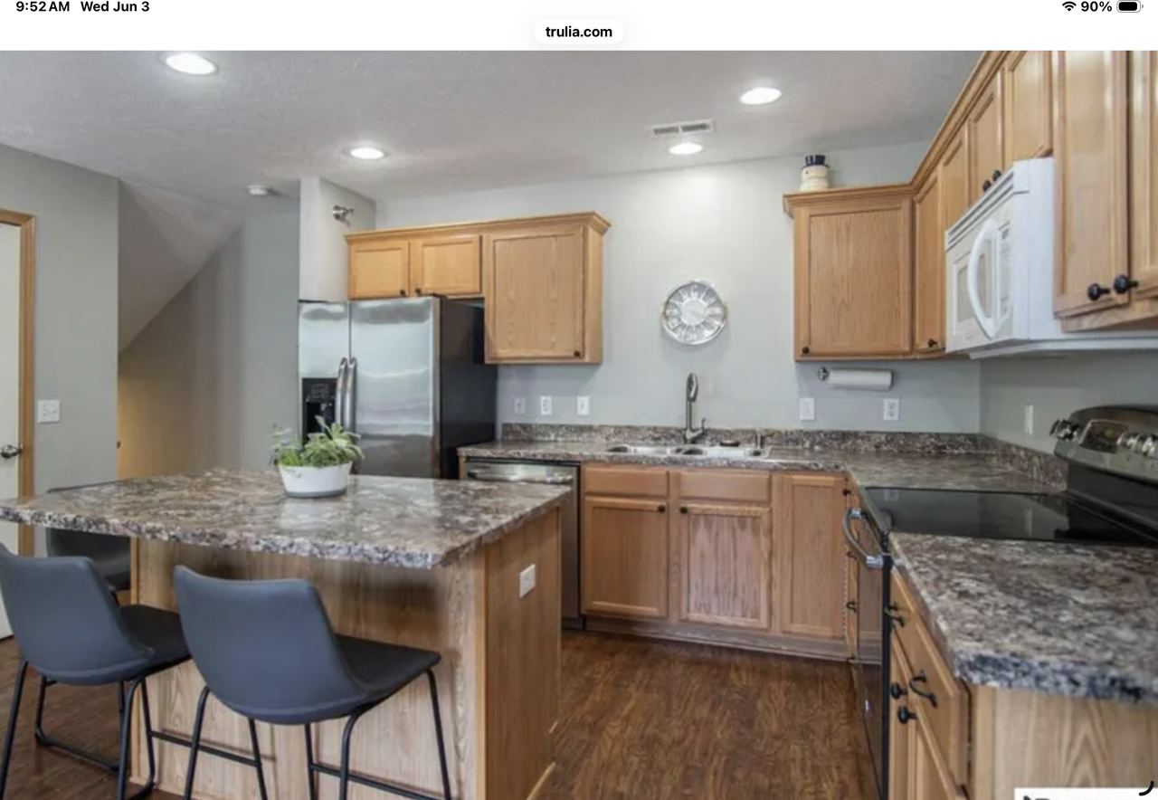 18192 Hayes Ct #18192 - Photo 6 of 13