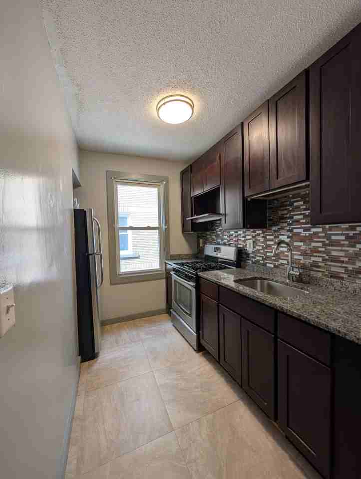 16 Groton St #161 - Photo 2 of 14