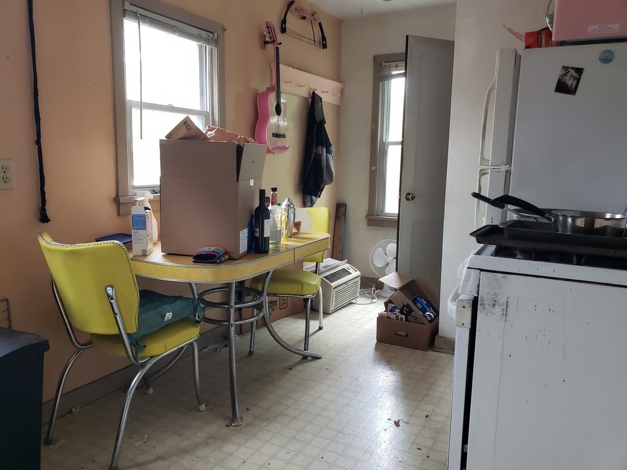 209 N Livingston St #2 - Photo 5 of 11