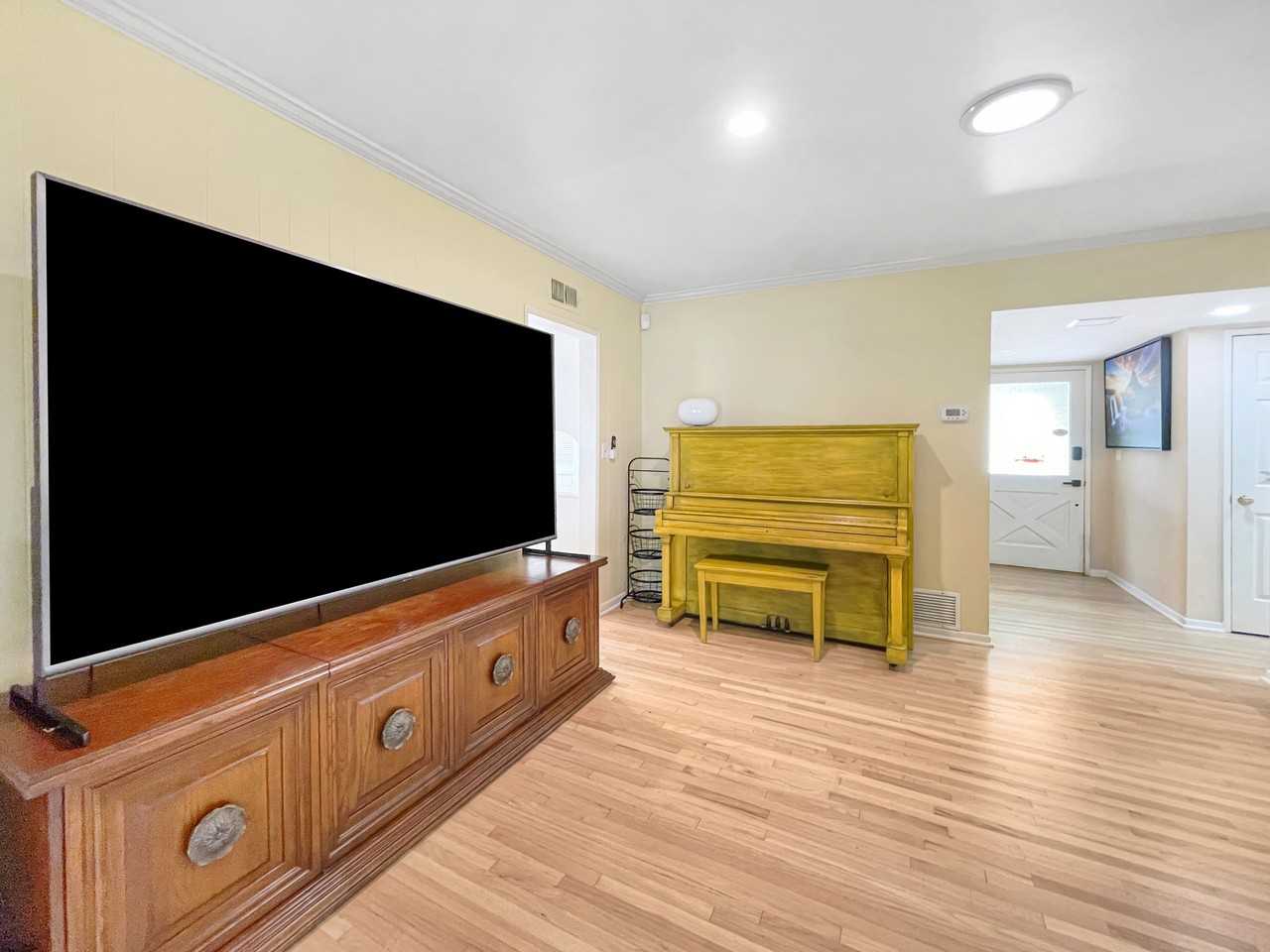 8937 Monogram Ave #NA - Photo 7 of 24