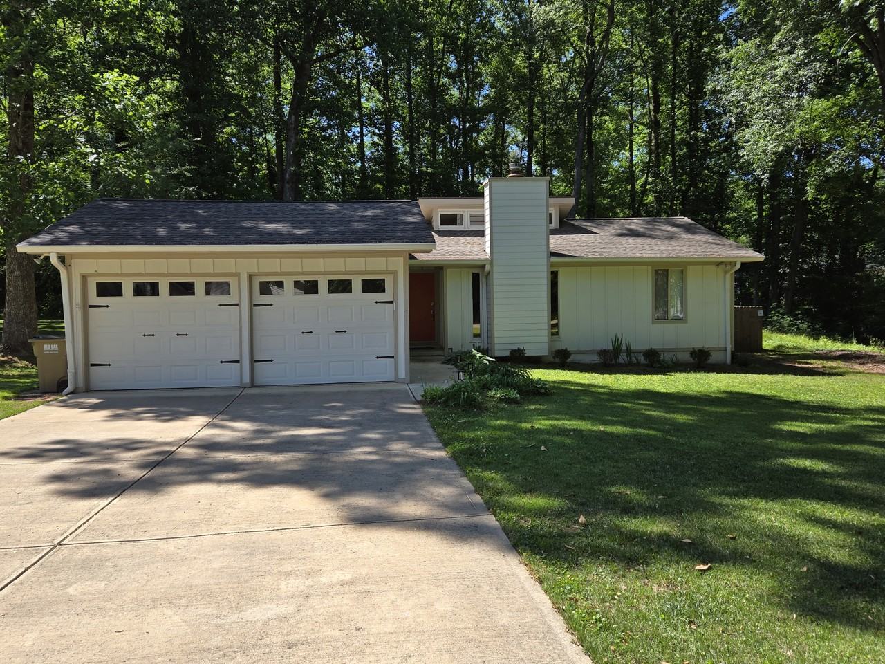 3241 Mountain Hollow Dr #NA - Photo 2 of 25