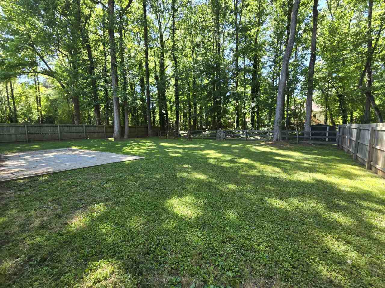 3241 Mountain Hollow Dr #NA - Photo 3 of 25