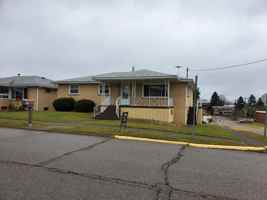 featured image of 229 Elaine St #NA