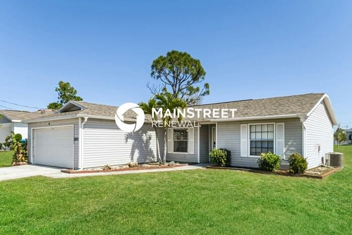 3055 Nw 3rd Pl - Photo 2 of 16