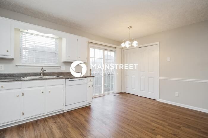 921 Turlough Ct - Photo 6 of 17