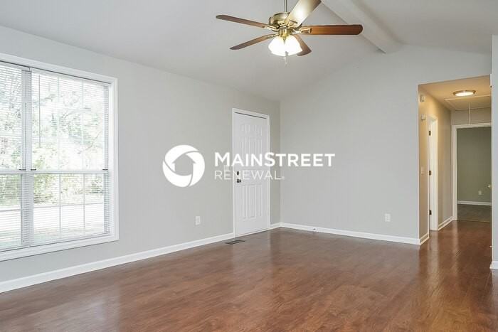 101 Cassie Bell Dr - Photo 4 of 16