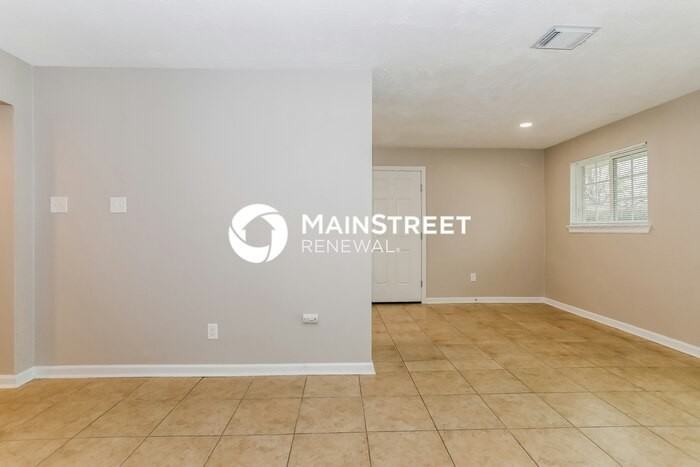 6823 Hanley Ln - Photo 2 of 16