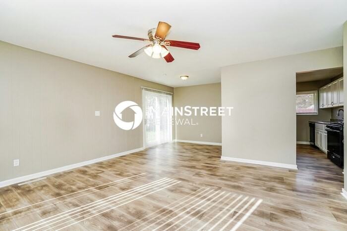 3296 Mark Ct - Photo 6 of 16