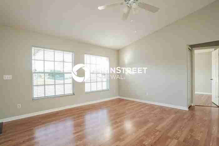 5408 Berryman St - Photo 5 of 16