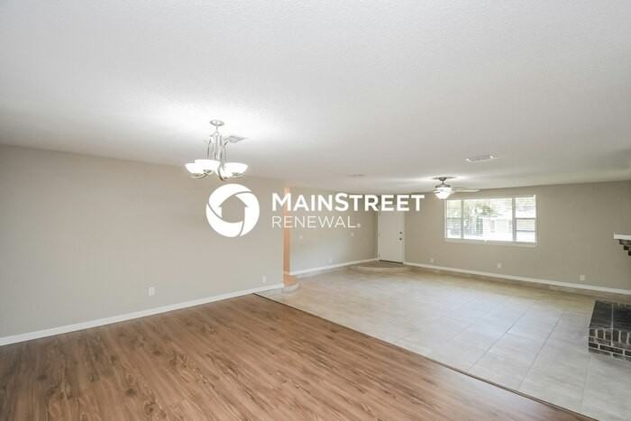 8742 Gum St - Photo 5 of 16