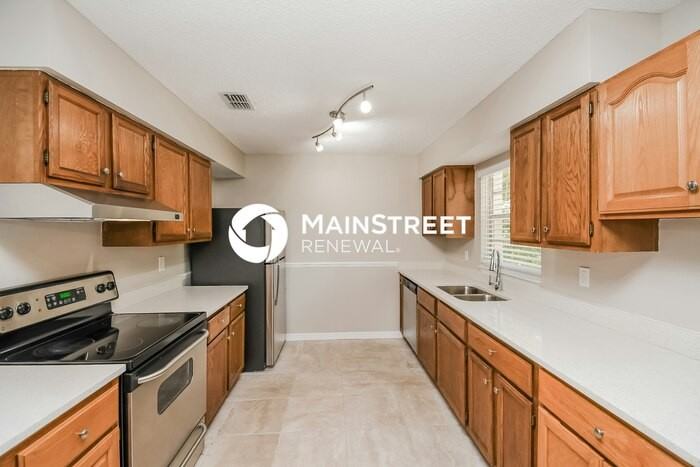 8742 Gum St - Photo 6 of 16
