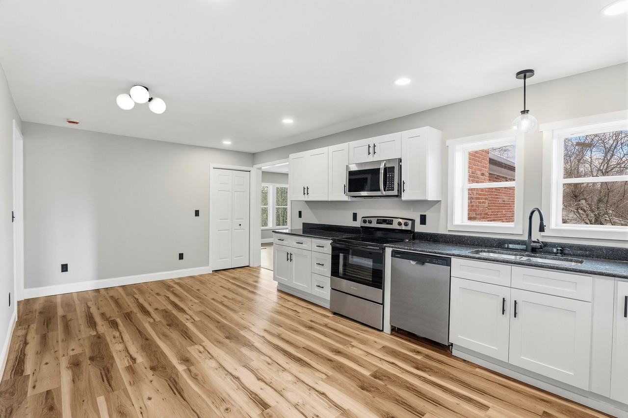 1397 Dutch Cove Rd #NA - Photo 6 of 18