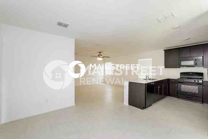 8417 Bell Ridge Ln - Photo 7 of 16