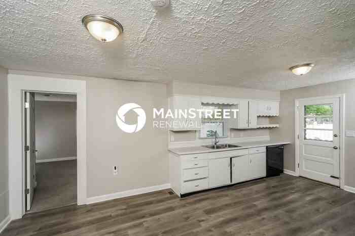 2217 Thistledawn Dr - Photo 6 of 18