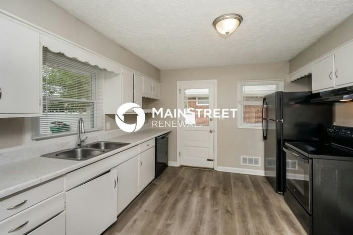 2217 Thistledawn Dr - Photo 7 of 18