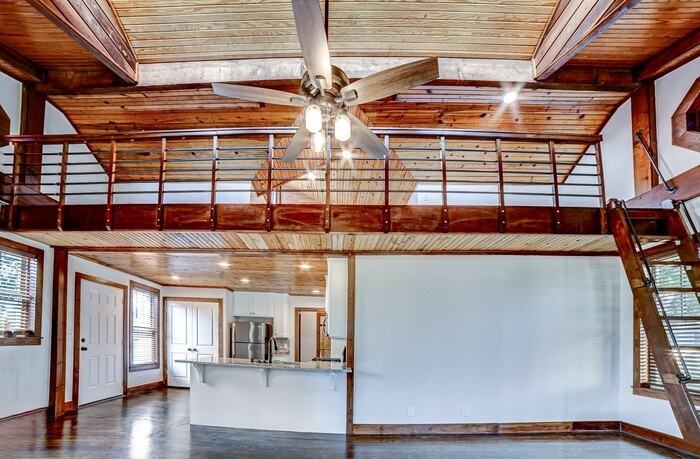 812 S Columbia Ave - Photo 4 of 23