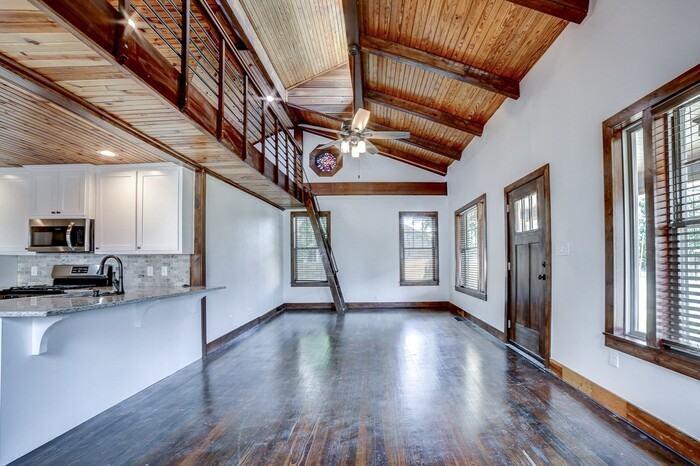812 S Columbia Ave - Photo 5 of 23