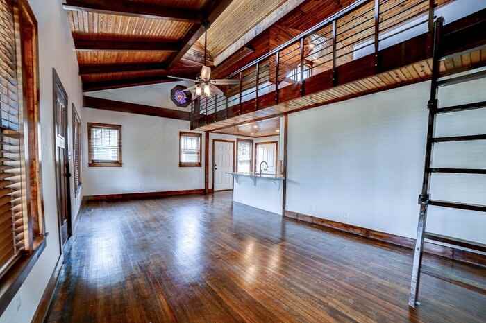 812 S Columbia Ave - Photo 6 of 23